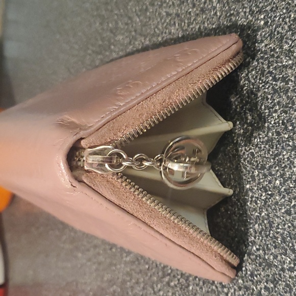 Gucci Wallet - Picture 8 of 13
